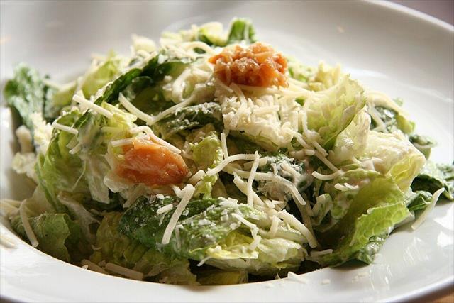 Salada Caesar Vegetariana